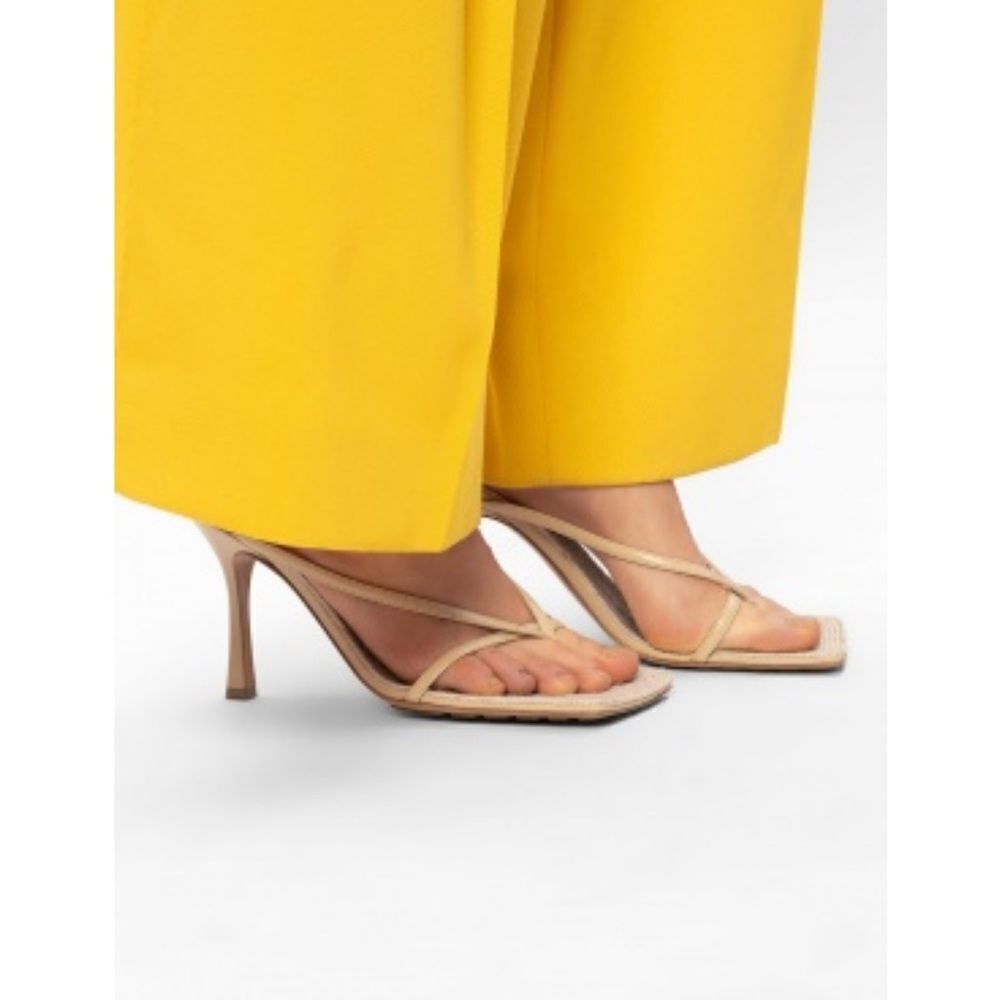 BOTTEGA VENETA - Leather/Jute Strappy Sandals - Size 38 - Picture 2 of 16